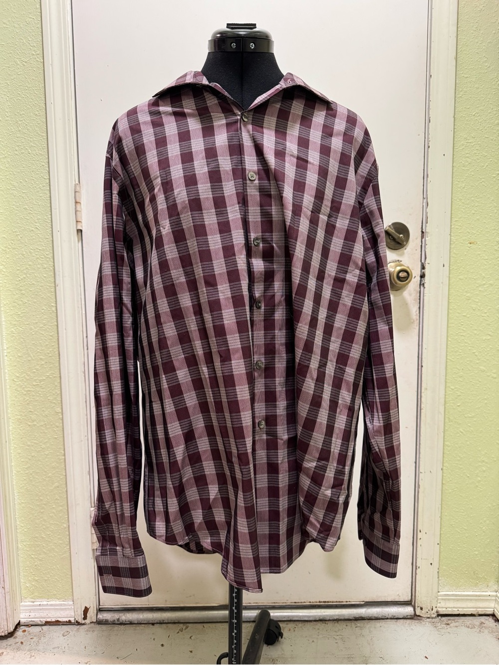 Van Heusen Men's Plum and Gray Plaid Button-Down Shirt